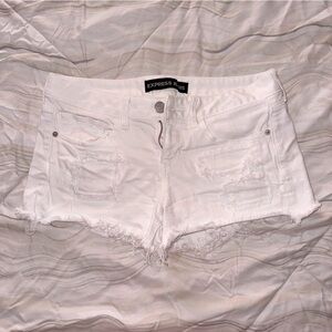 Express Women's White Frayed Jean Shorts‎